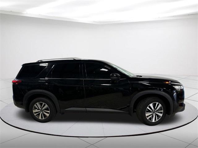 2023 nissan pathfinder sl 4wd