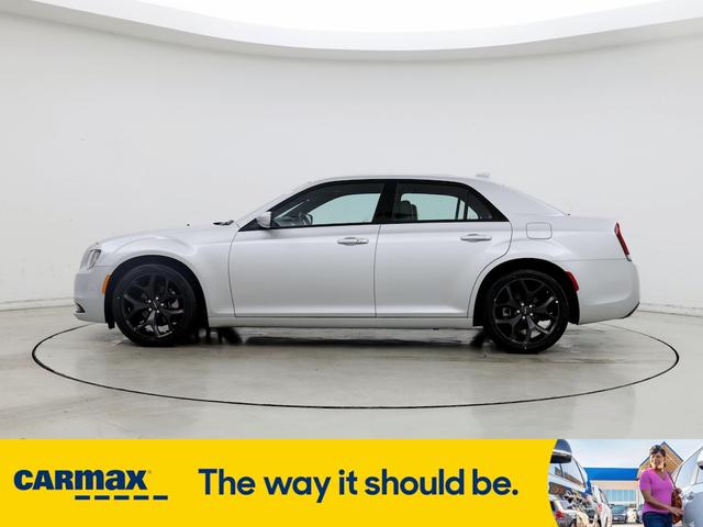 2023 chrysler 300 s