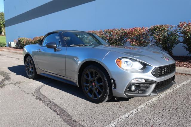 2017 fiat 124 spider base