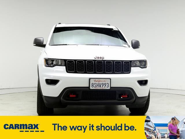 2020 jeep grand cherokee trailhawk