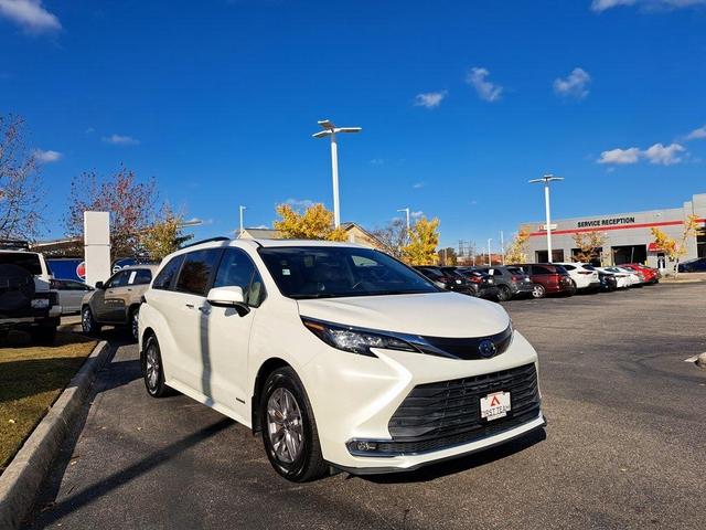 2021 toyota sienna xle