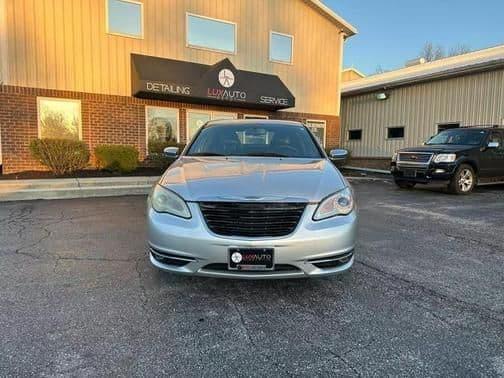 2012 chrysler 200 limited in powell, ohio