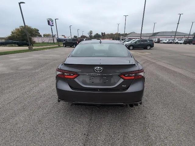 2023 toyota camry se