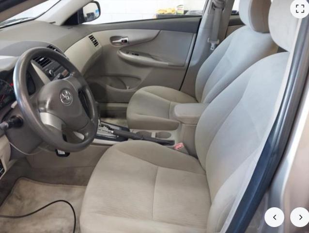 2010 toyota corolla le