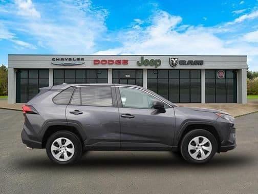 2022 toyota rav4 le in columbia, tennessee