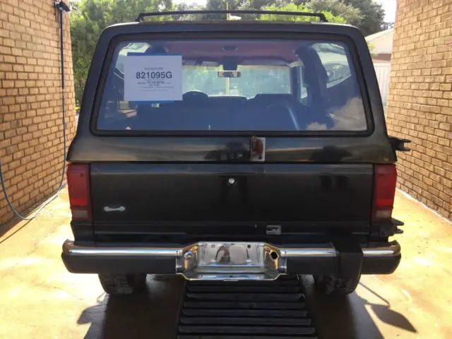 1987 ford bronco ii xl sport utility 2-door 2.9l