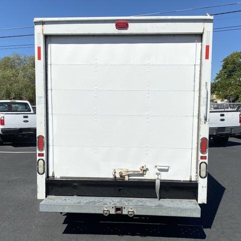 2007 gmc savana 3500 cargo