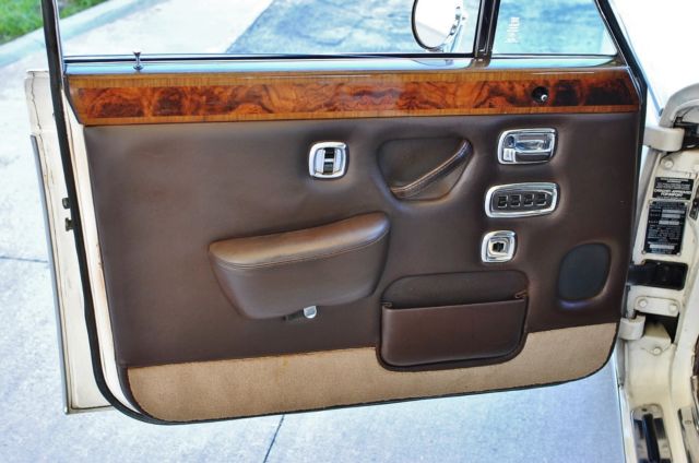 estate vehicle extremely well maintained sweet ride that is amazing must see