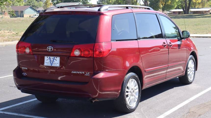 2008 toyota sienna le 7-passenger
