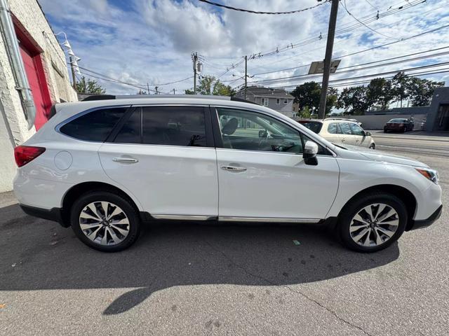 2017 subaru outback 3.6r touring