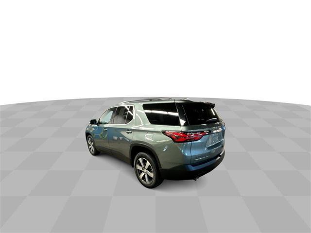 2022 chevrolet traverse lt leather
