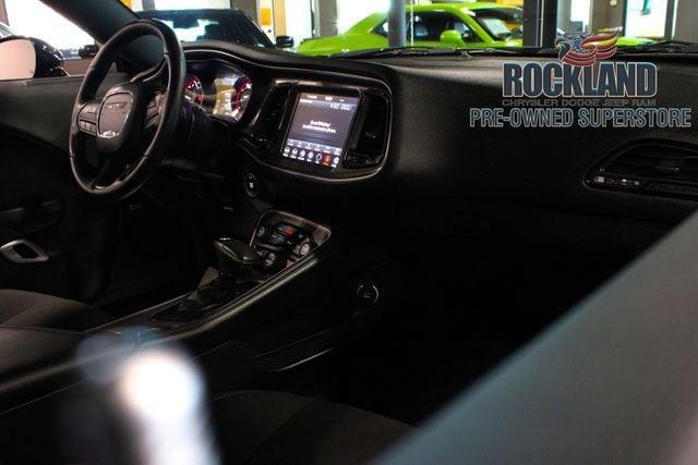 2021 dodge challenger gt