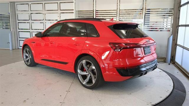2024 audi sq8 e-tron premium plus