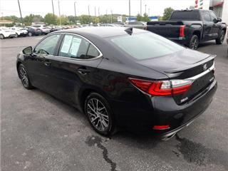 2016 Lexus ES base