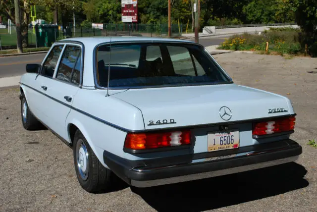 1979 mercedes-benz 240d base sedan 4-door 2.4l-stunning low miles