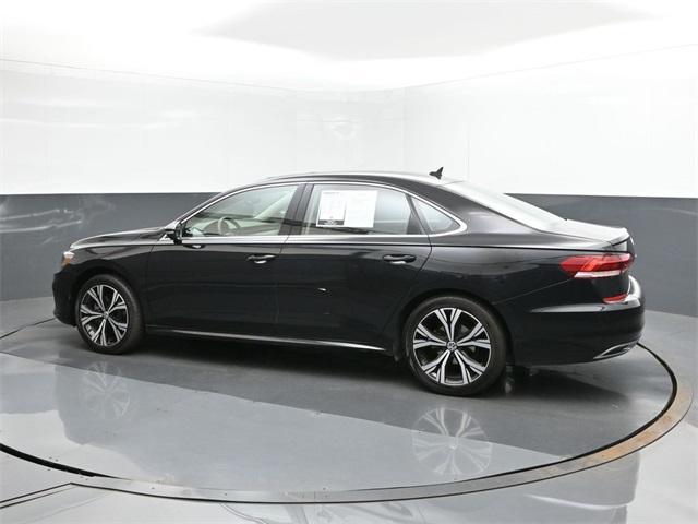 2022 volkswagen passat 2.0t se