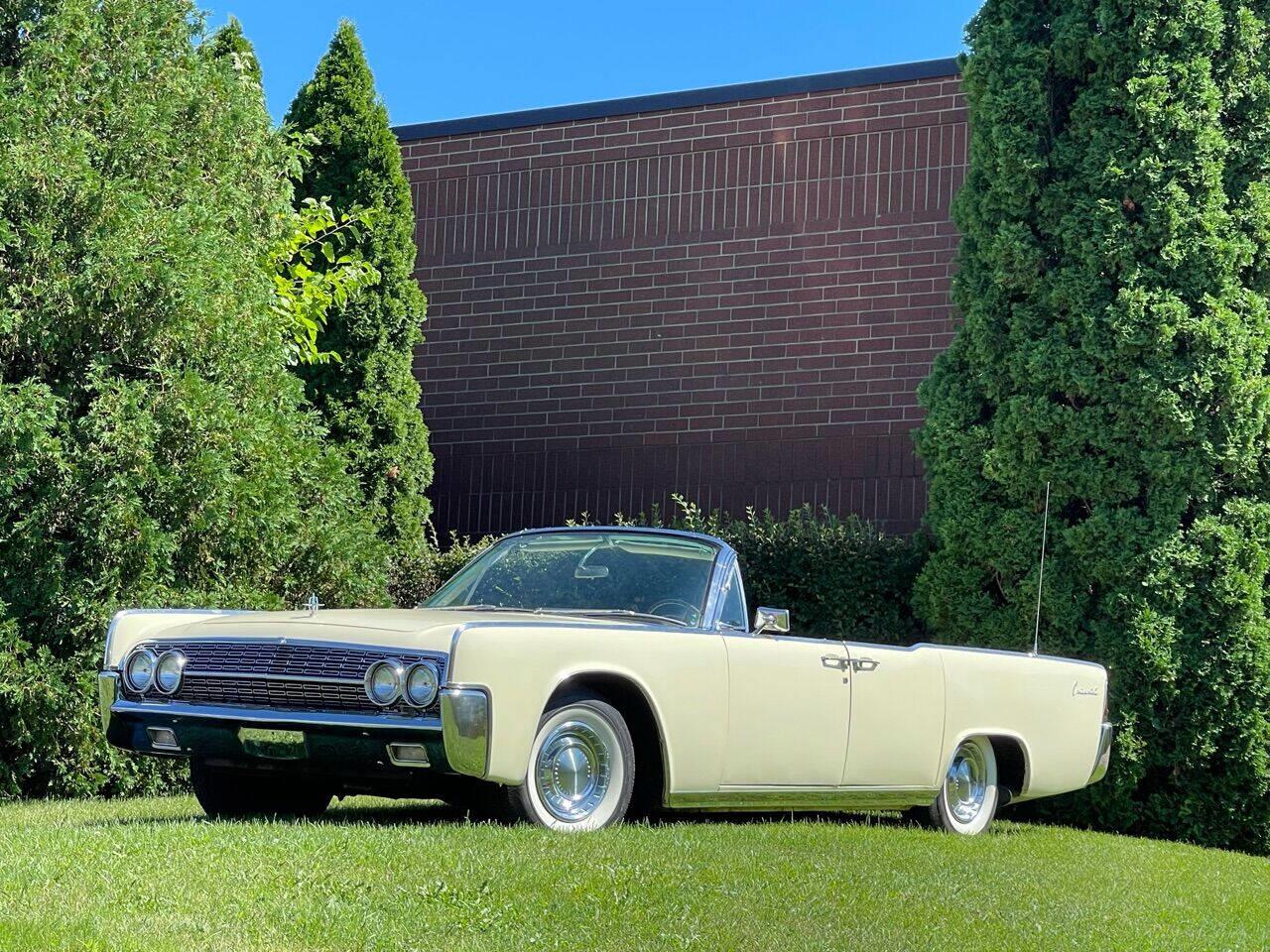 1962 lincoln continental