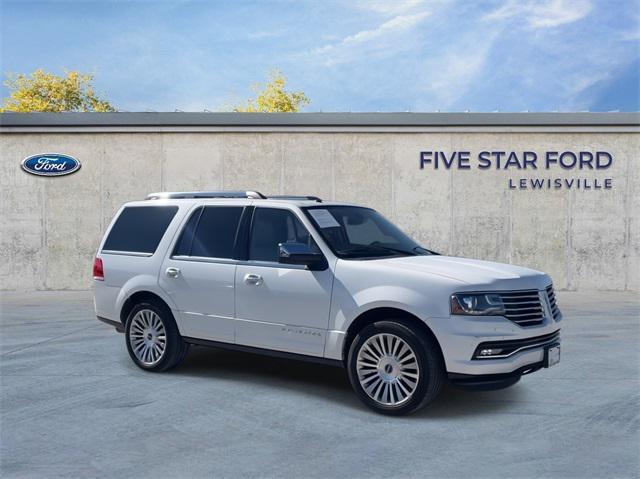 2015 lincoln navigator base