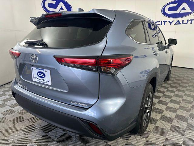 2020 toyota highlander xle