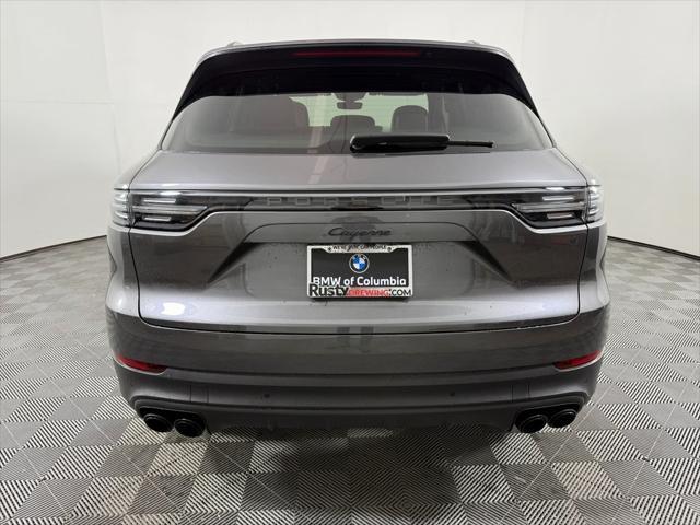 2023 porsche cayenne platinum edition