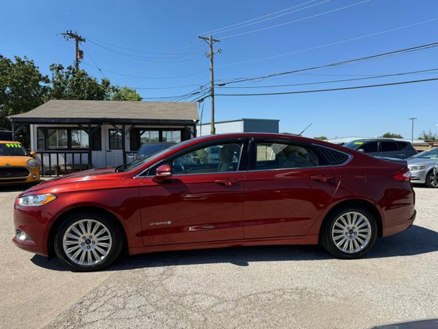 2014 ford fusion hybrid se