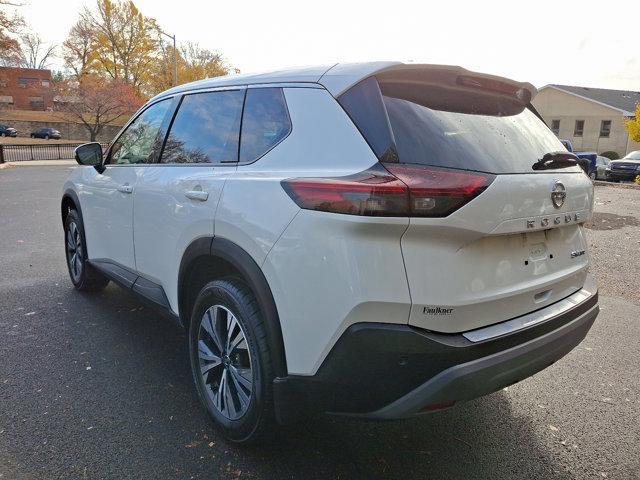 2021 nissan rogue sv
