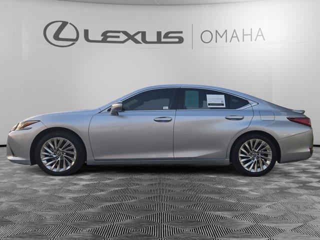 2023 lexus es 300h luxury