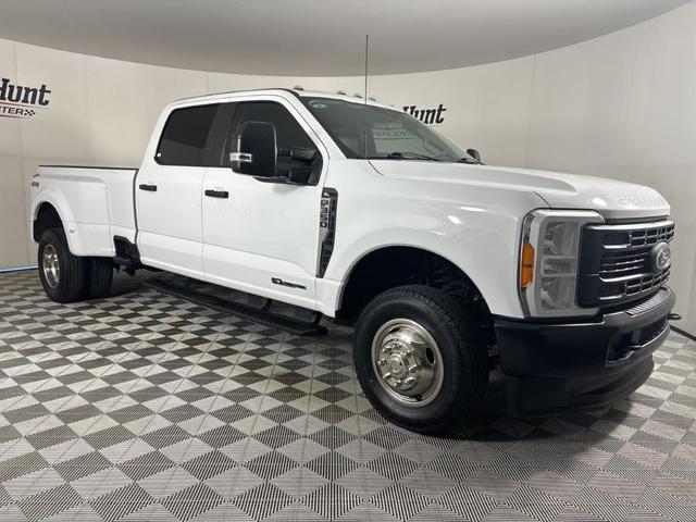 2023 ford f-350 xl
