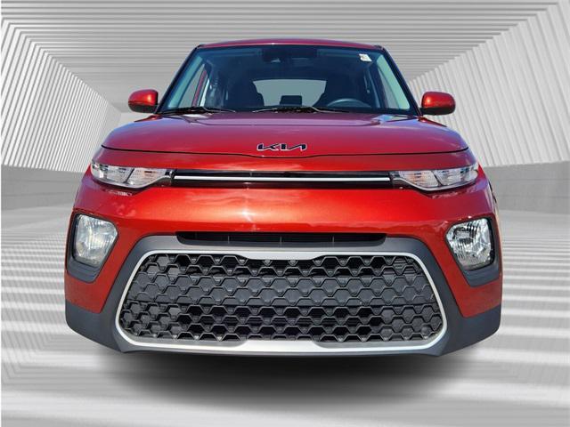 2022 kia soul lx