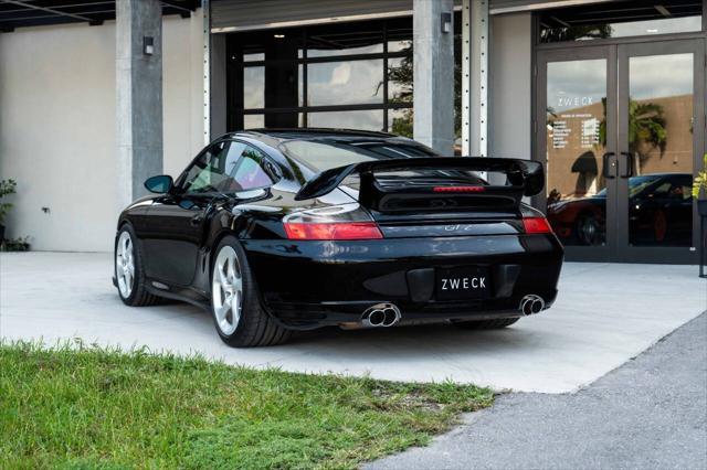 2003 porsche 911 carrera