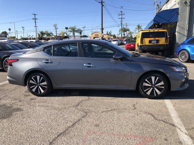 2021 nissan altima 2.5 sv