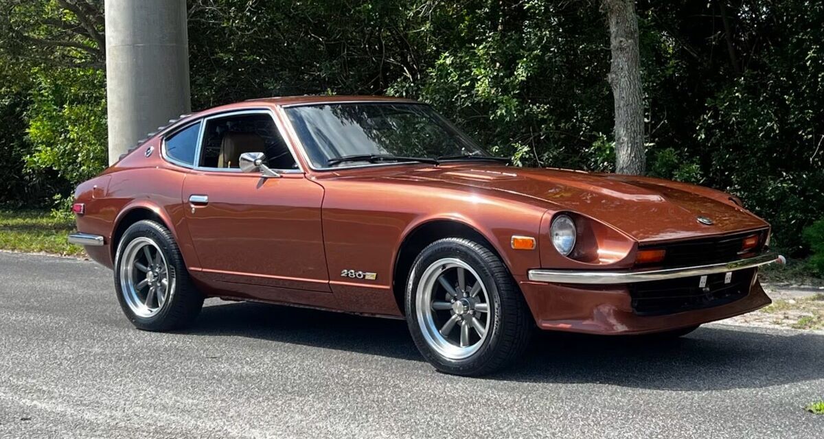 1978 datsun 280z coupe brown