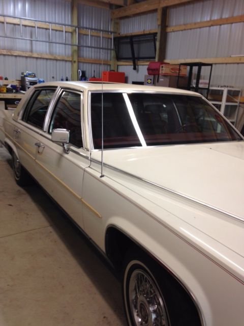 1987 cadillac fleetwood brougham very clean low mileage