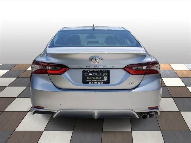 2023 toyota camry se