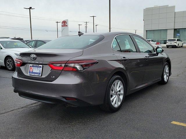 2024 toyota camry le