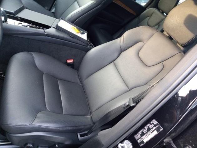 2023 volvo xc90 b5 plus