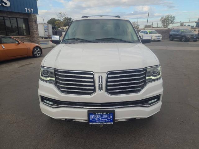 2015 lincoln navigator base