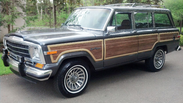 1989 jeep grand wagoneer with 76,500 actual miles in beautiful condition