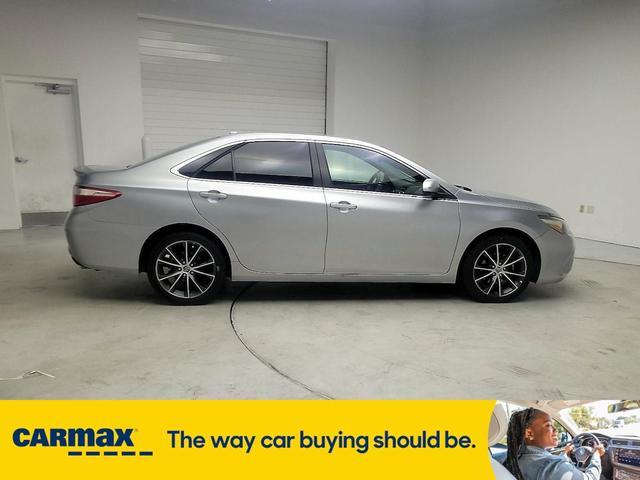 2015 toyota camry xse