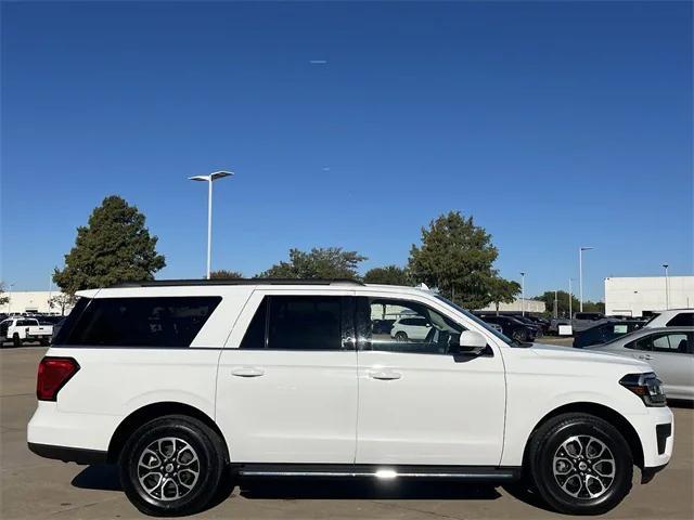 2022 ford expedition xlt max