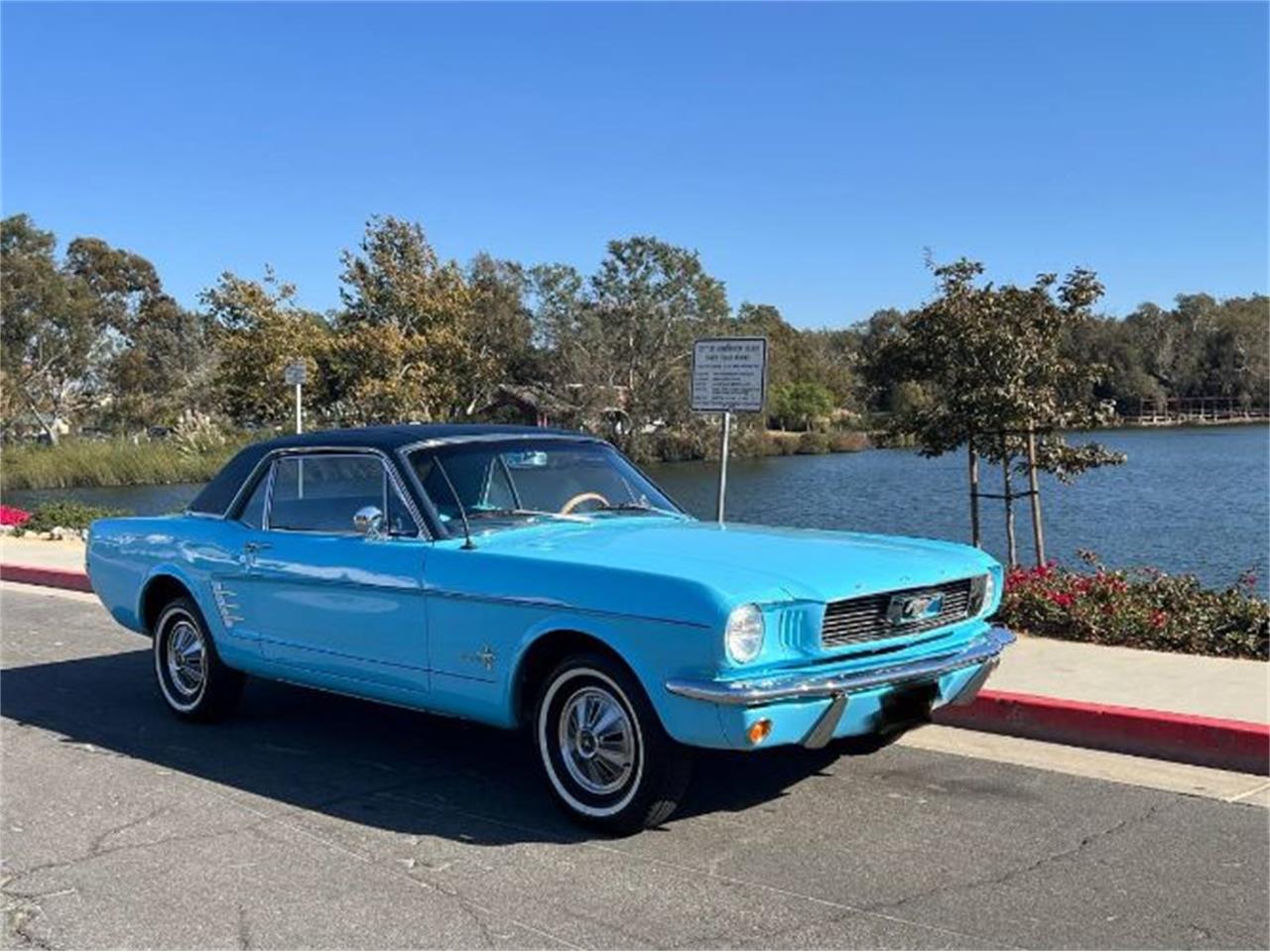 1966 ford mustang