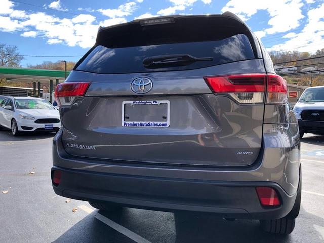 2019 toyota highlander le