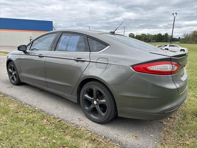 2014 ford fusion se