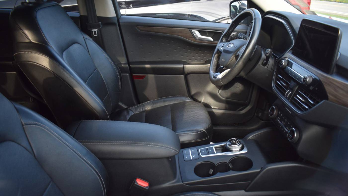2020 ford escape titanium