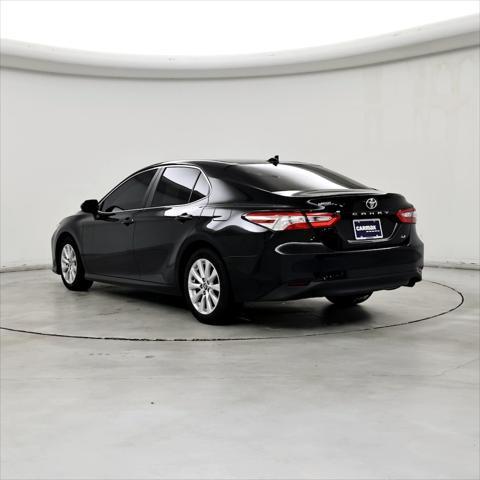 2019 toyota camry le