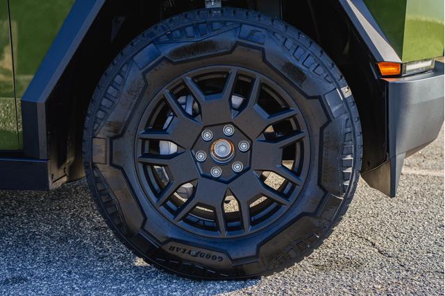 2024 tesla cybertruck awd