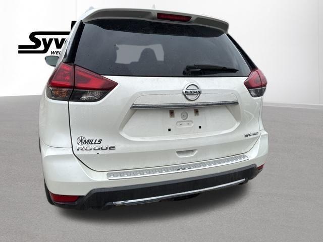 2018 nissan rogue sv