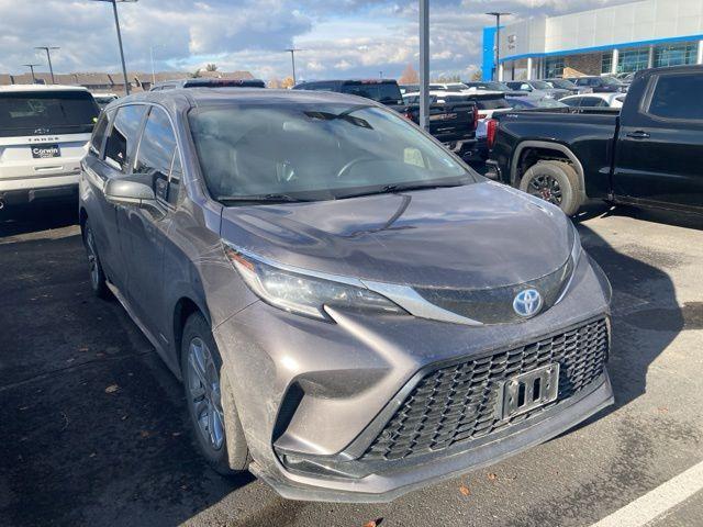 2021 toyota sienna xse 7 passenger