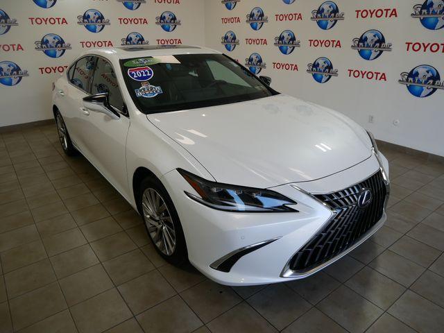 2022 lexus es 300h ultra luxury