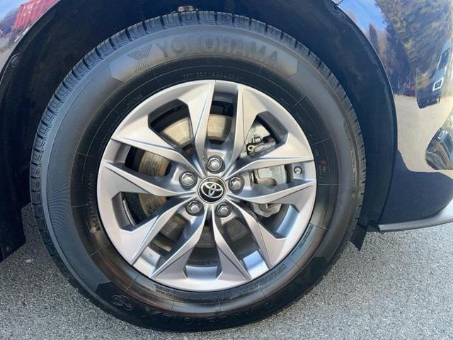 2021 toyota sienna le